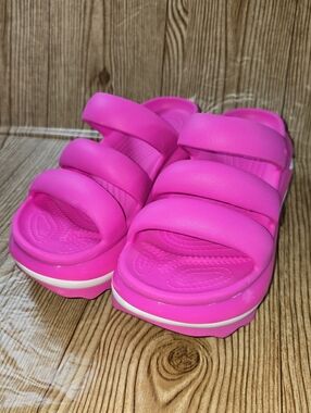 Crocs Mega Crush Triple-Strap Platform Slide Sandals Size 6